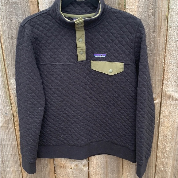 Patagonia Tops - Patagonia organic cotton snap T